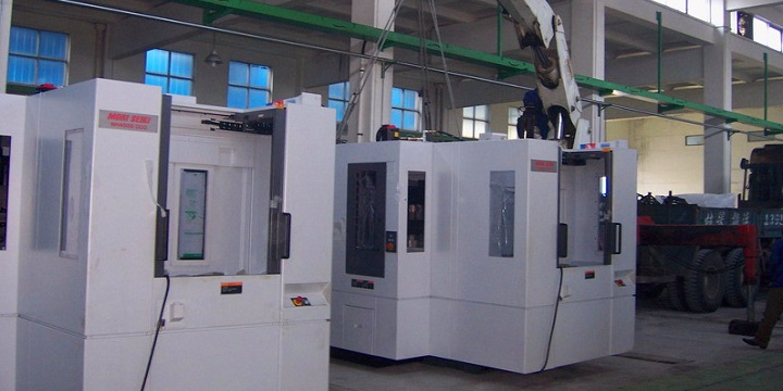 精密設備吊裝過程應該注意什么事項？及上海精密設備吊裝公司哪家好？